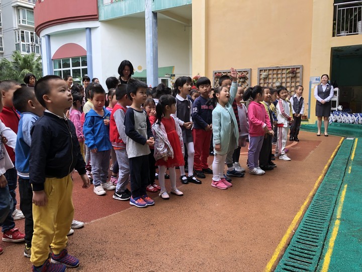 “感恩有你，温暖同行”--兴茂幼儿园感恩月主题活动